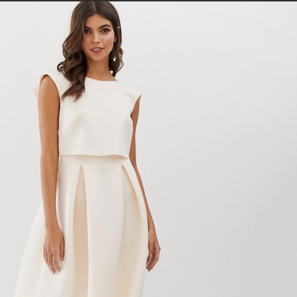 ASOS DESIGN fold back crop top midi prom dress - Picture 2 of 4